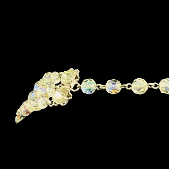 Vintage Triple Strand Iridescent Pale Yellow Graduated Bead Necklace (4593) - Picture 6 of 7